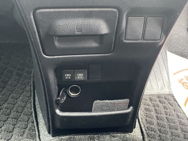 Toyota NOAH HYBRID 2019-12 190569-15