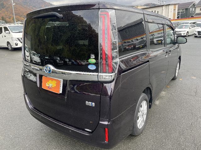 Toyota NOAH HYBRID 2019-12 190569-2