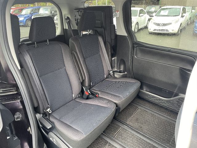 Toyota NOAH HYBRID 2019-12 190569-6