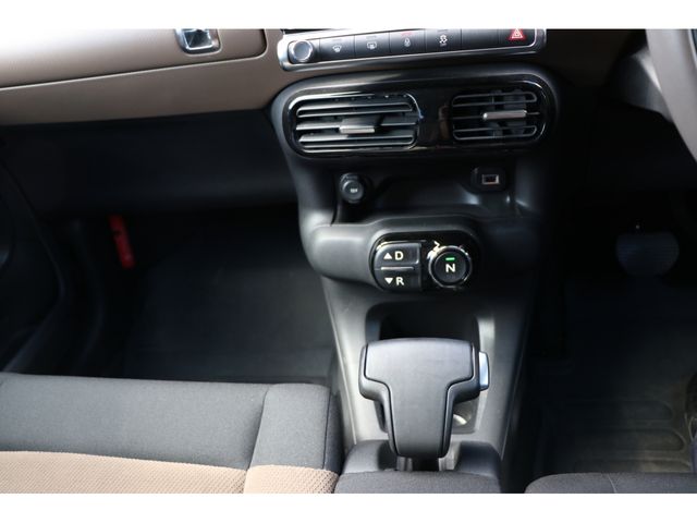 Citroen C4 2017-04 5638-4