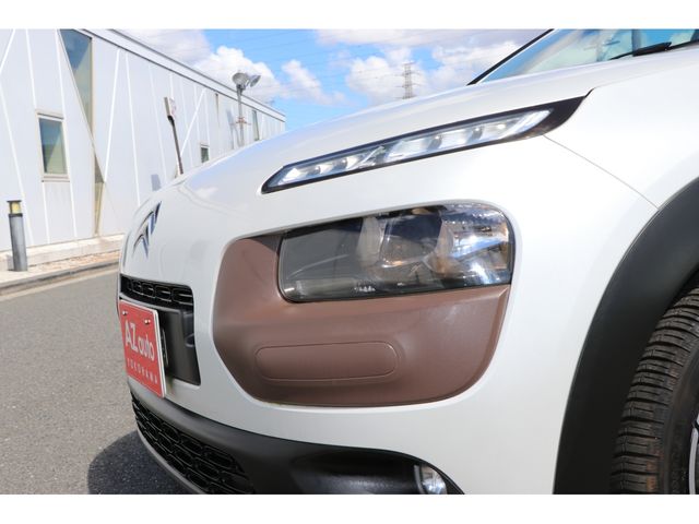 Citroen C4 2017-04 5638-23