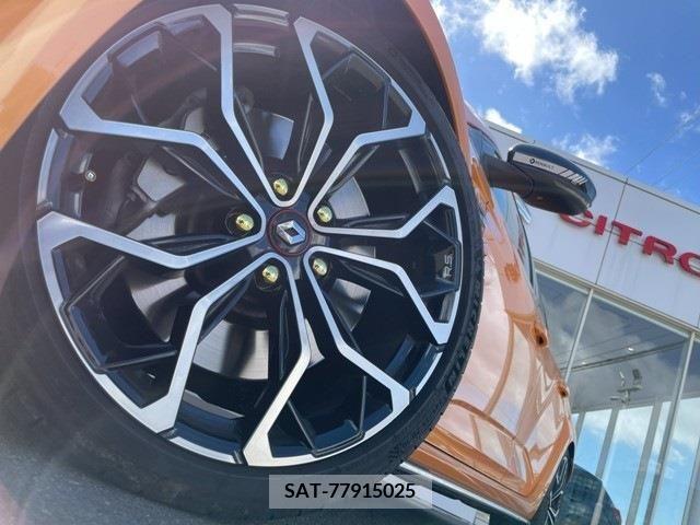 Renault MEGANE 2019-07 283114-1