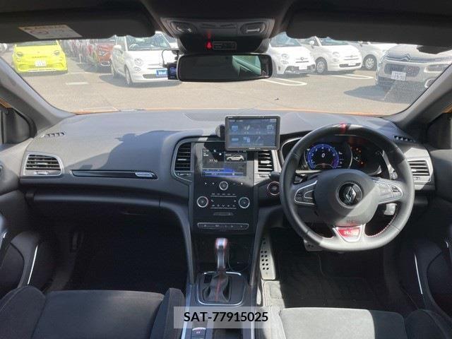 Renault MEGANE 2019-07 283114-12