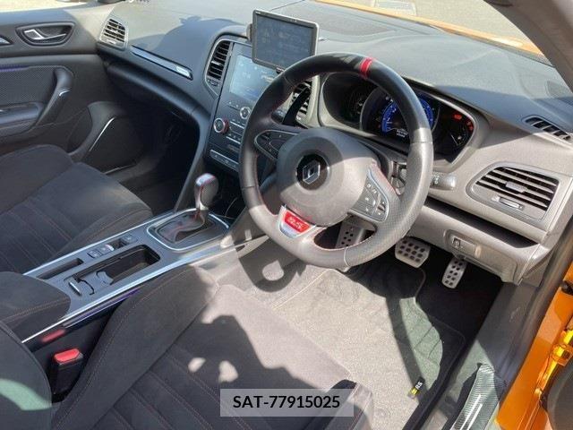 Renault MEGANE 2019-07 283114-9