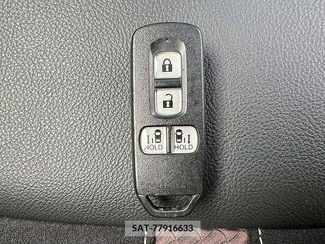 Honda N BOX CUSTOM 2019-09 330013-23