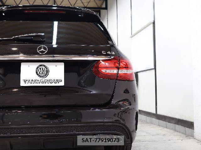 Amg C-CLASS 2018-05 260289-14