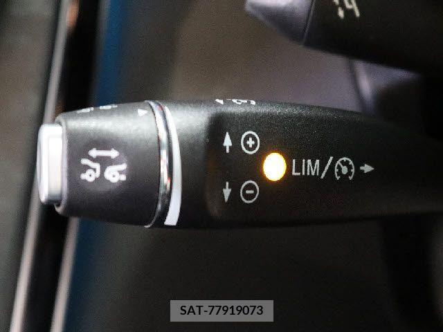 Amg C-CLASS 2018-05 260289-16