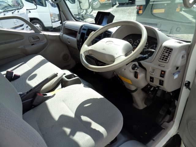 Toyota TOYOACE 2009-05 23688-2