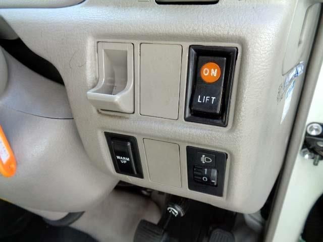 Toyota TOYOACE 2009-05 23688-6