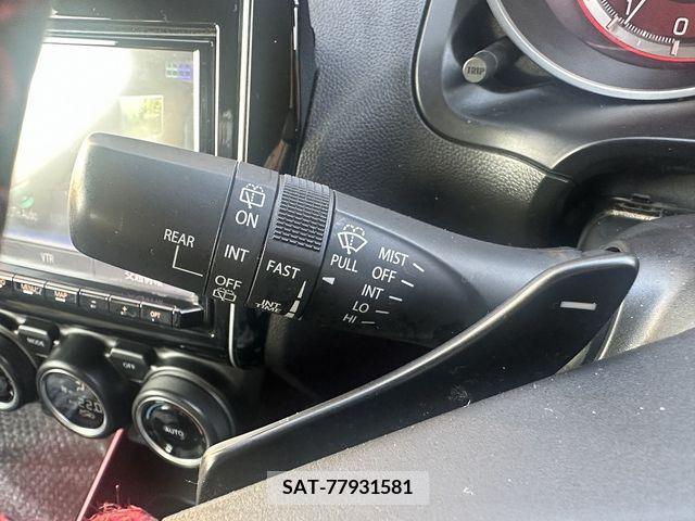 Suzuki SWIFT 2021-12 379478-17