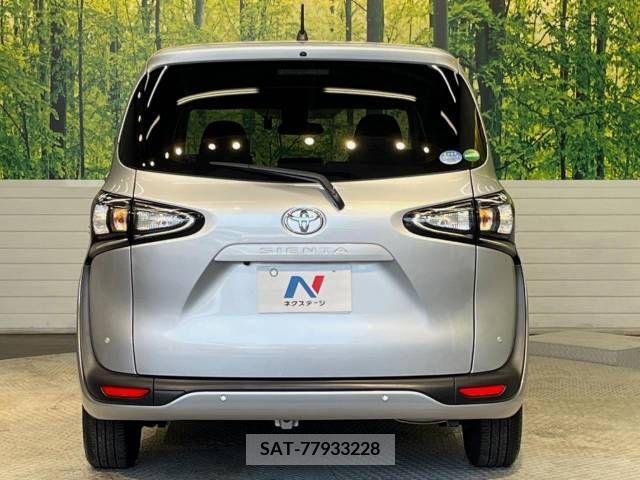 Toyota SIENTA 2019-03 379826-15