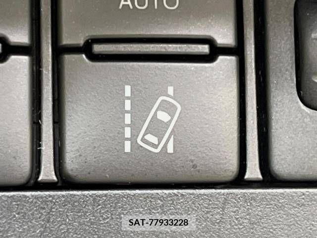 Toyota SIENTA 2019-03 379826-6