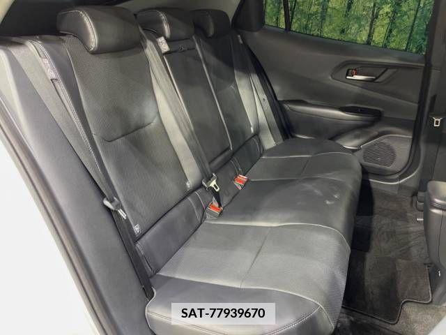 Toyota PRIUS 2023-06 366389-9
