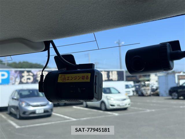 Honda N BOX 2019-05 342239-27