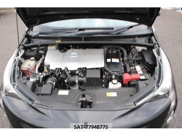 Toyota PRIUS 2016-09 338396-1