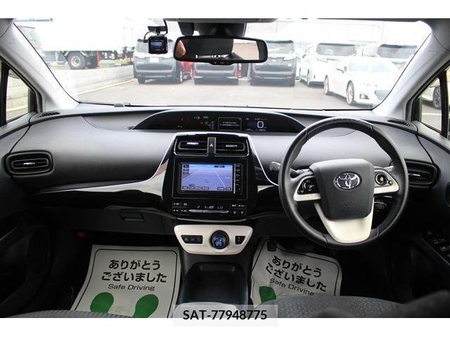 Toyota PRIUS 2016-09 338396-15
