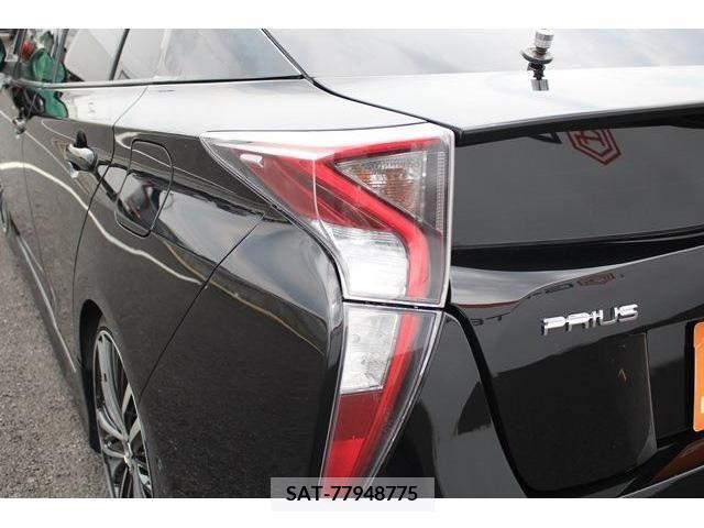 Toyota PRIUS 2016-09 338396-13