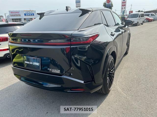 Lexus RZ 2023-06 320378-5