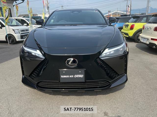Lexus RZ 2023-06 320378-1