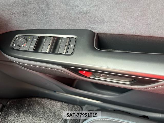 Lexus RZ 2023-06 320378-13
