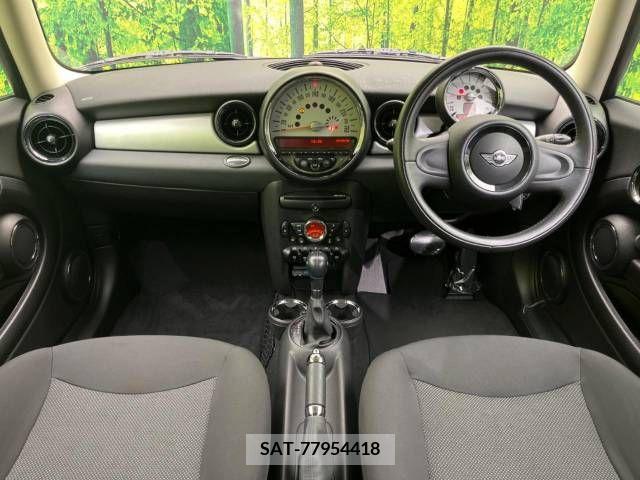 Bmw MINI 2012-03 389699-1