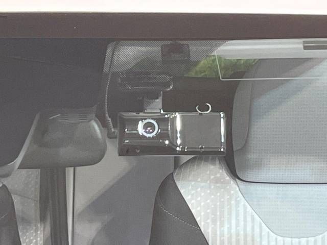 Toyota PRIUS 2016-01 18178-8