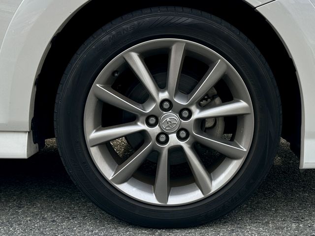 Toyota WISH 2012-07 11052-9