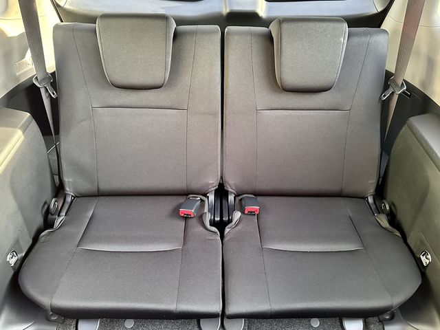 Toyota WISH 2012-07 11052-17