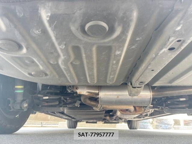 Toyota NOAH 2016-06 321491-19