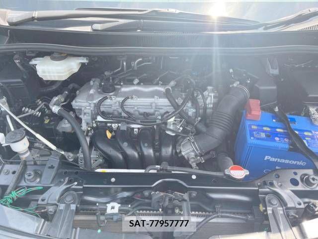 Toyota NOAH 2016-06 321491-18