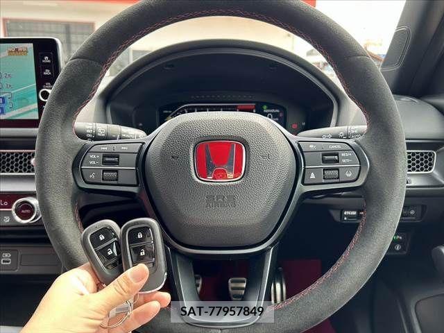 Honda CIVIC 2023-09 264467-4