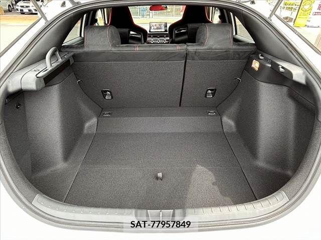 Honda CIVIC 2023-09 264467-19