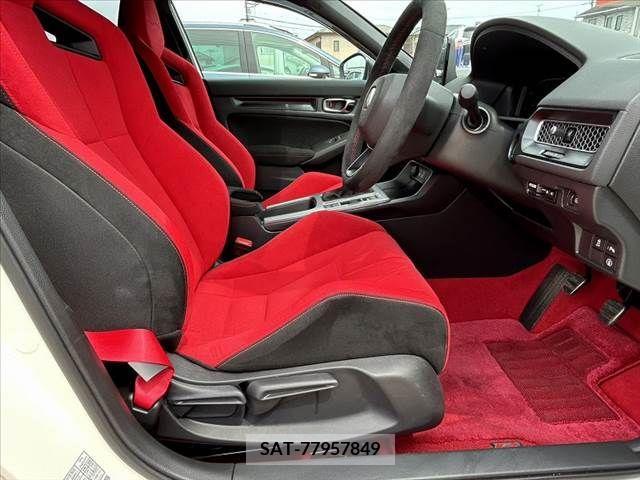 Honda CIVIC 2023-09 264467-15