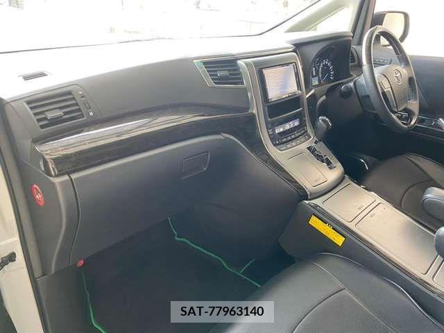 Toyota ALPHARD 2011-12 259228-4