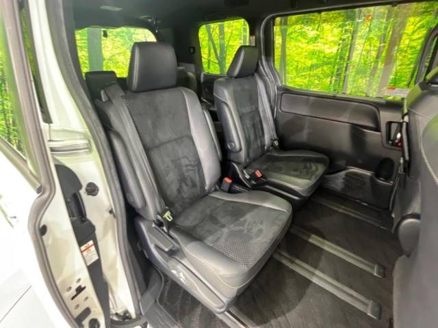 Toyota VOXY HYBRID 2021-04 190970-9