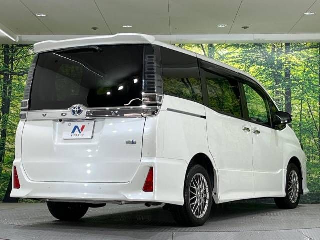 Toyota VOXY HYBRID 2021-04 190970-18