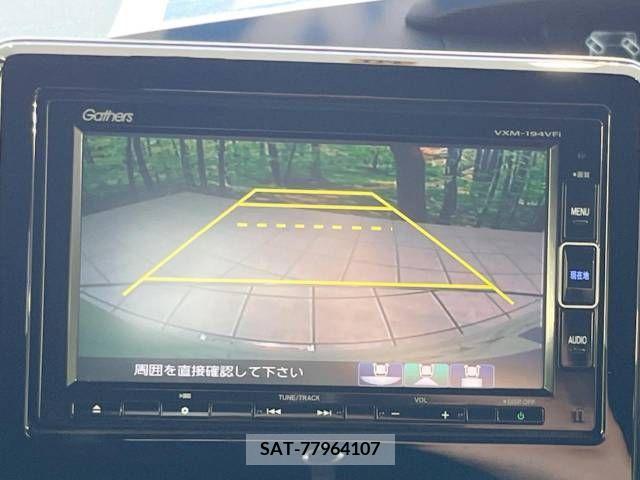 Honda N BOX CUSTOM 2019-10 325707-4
