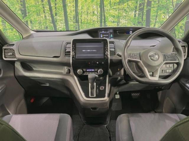 Nissan SERENA 2017-09 193314-1