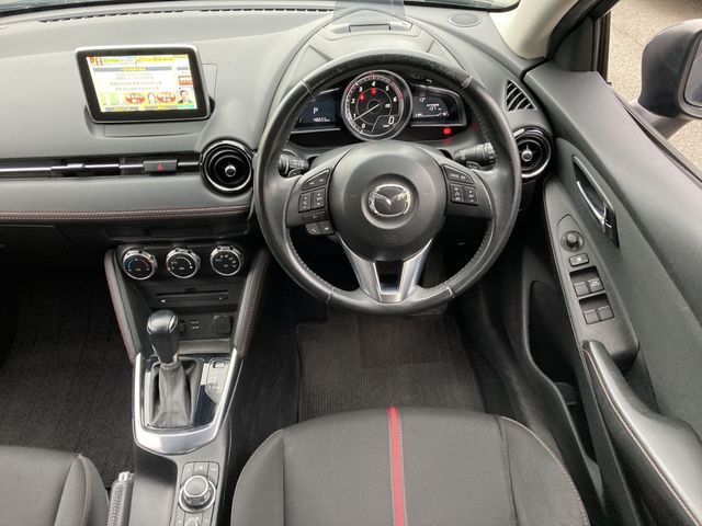 Mazda DEMIO 2014-11 28642-18
