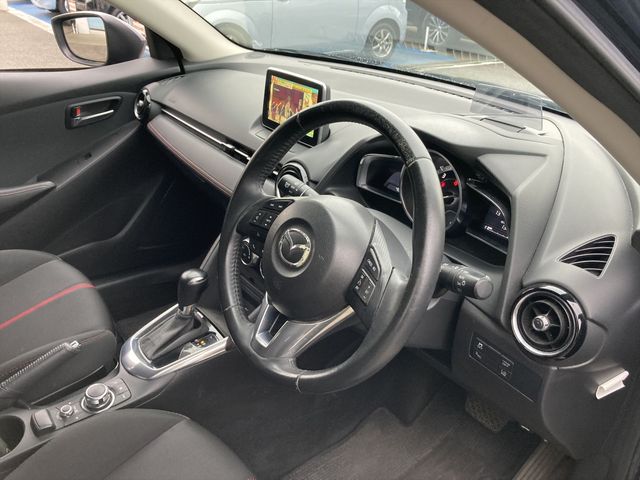 Mazda DEMIO 2014-11 28642-15