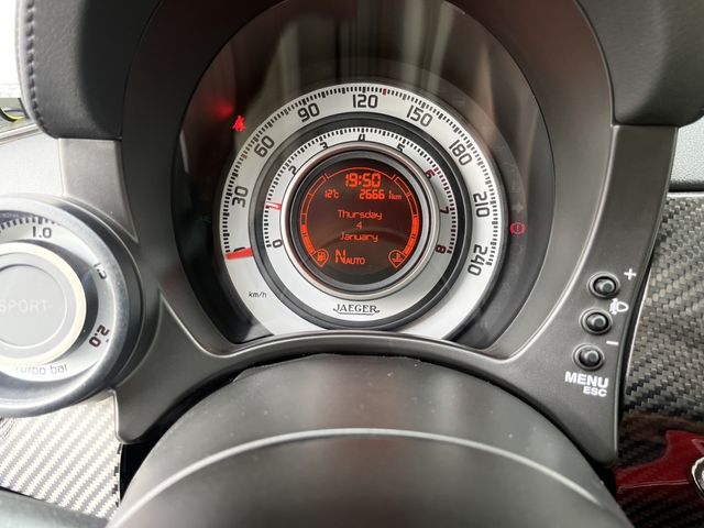 Abarth 695 2011-07 1490-20