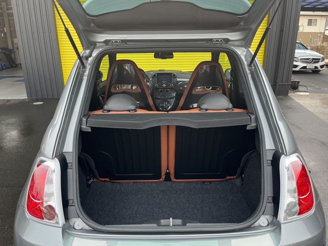 Abarth 695 2011-07 1490-27