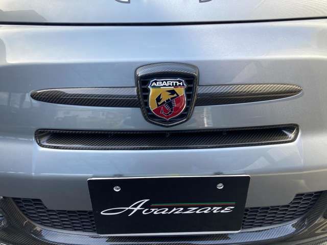 Abarth 695 2011-07 1490-9