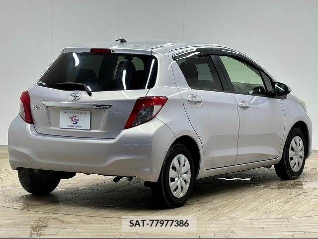 Toyota VITZ 2013-03 221452-15