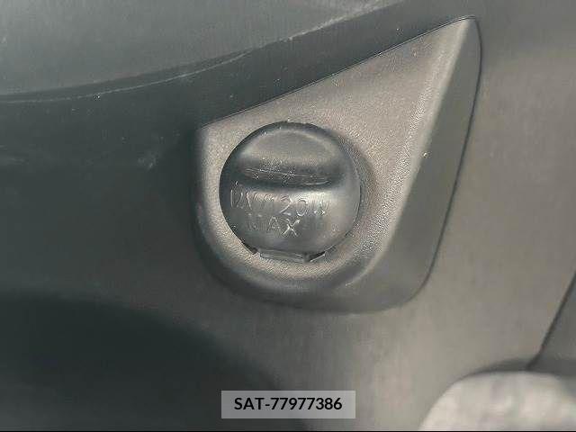 Toyota VITZ 2013-03 221452-10