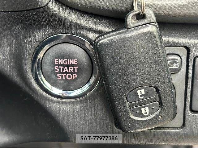 Toyota VITZ 2013-03 221452-3