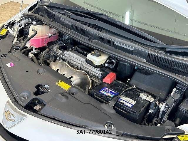Toyota ESTIMA 2013-06 341368-19