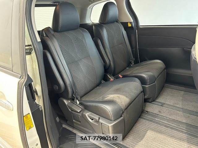 Toyota ESTIMA 2013-06 341368-9