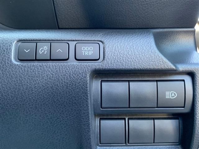 Lexus IS 2022-05 28525-20