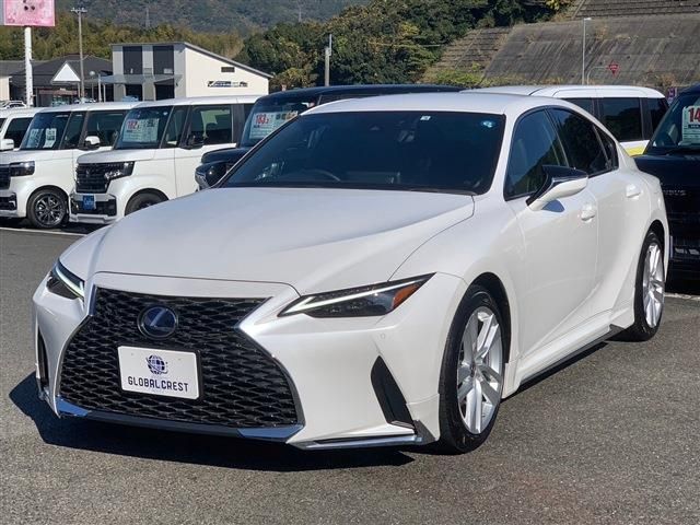 Lexus IS 2022-05 28525-6